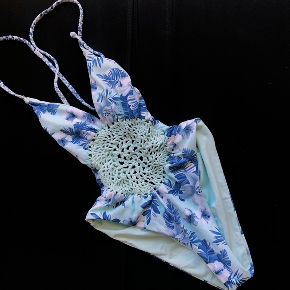 Rare limited edition Frankie’s One piece!!!! - Picture 1 of 4